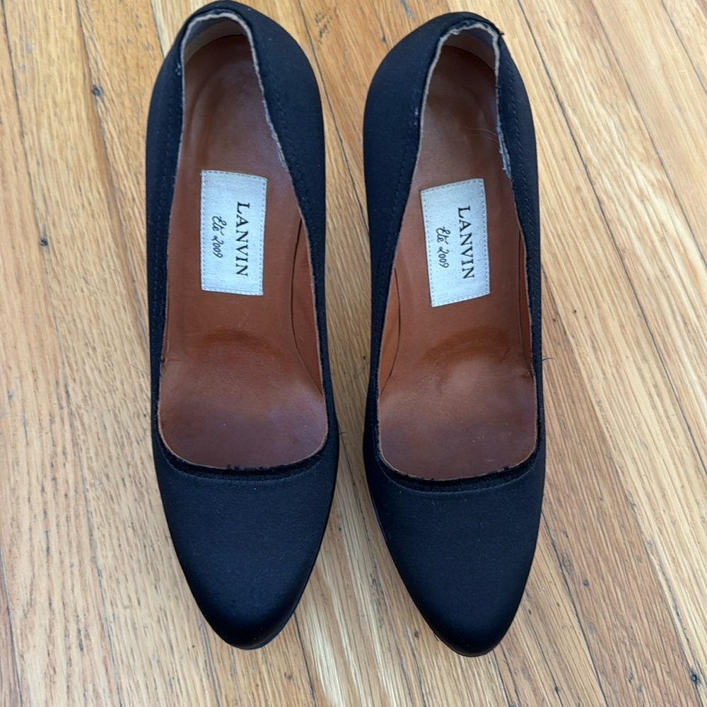 Lanvin silk pumps with wooden heels